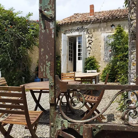 Casa de Férias Chartreuse Du Xviiie Saint-Creac (Gers)